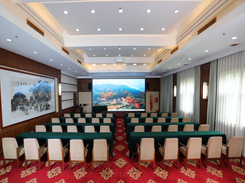 二号楼大会议室.jpg