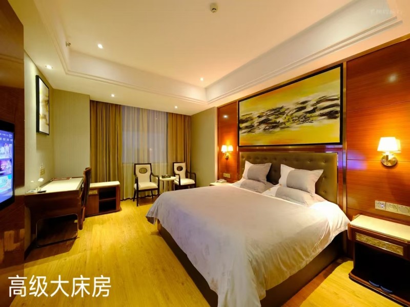 高级大床房.jpg