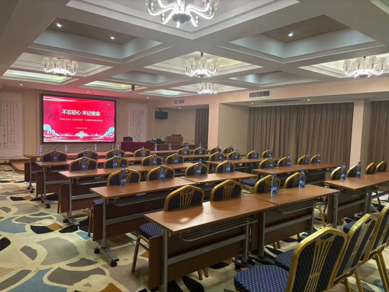 会议室 (1).jpg