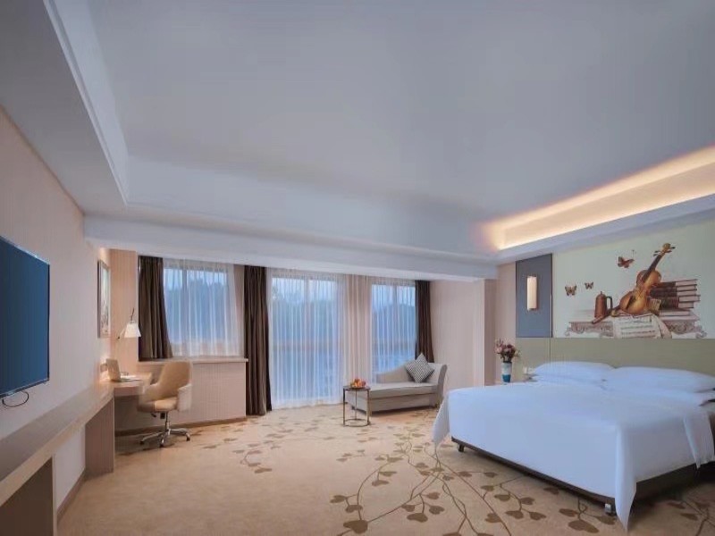 高级大床房 (3).jpg