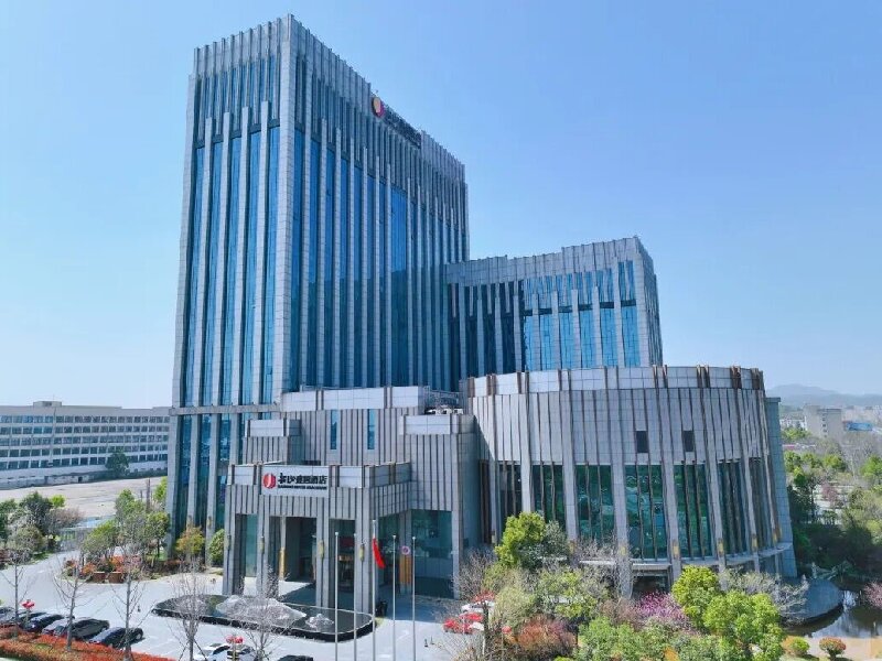 千人级大型会议与宴席——韶山建国酒店